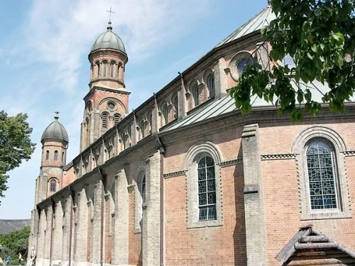 수원 북수동성당과 전주 전동성당