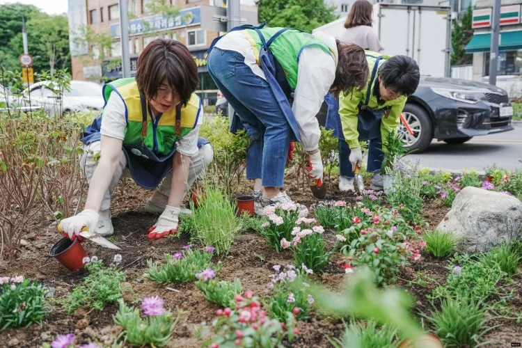 [수원시가 달라졌습니다-1] 수원시에는 시민이 함께 만든 1001개의 정원이 있다