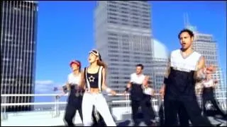 푸른 바다 위로 워프한 존재: 보아 ‘아틀란티스 소녀’의 숨겨진 이면