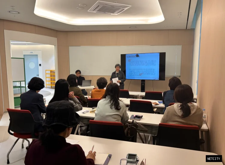 경기도서관, 책공방 운영으로 도민 글쓰기 창작 지원